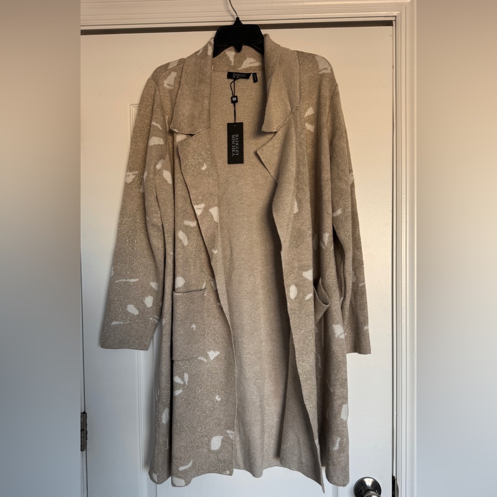 badgley mischka tan white metallic gold cardigan